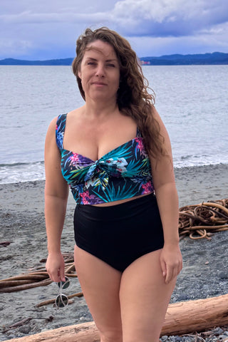 Marilyn Top in Paradise