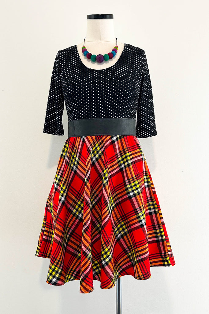 Cranford Dress w/ Pockets SMALL