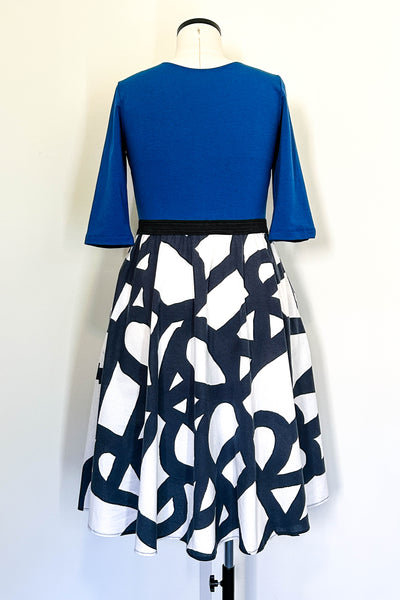 Navigate Dress w/ Pockets LARGE