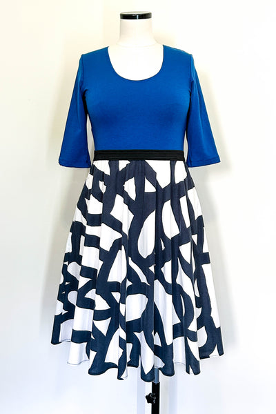 Navigate Dress w/ Pockets LARGE