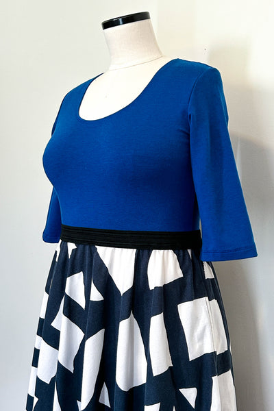 Navigate Dress w/ Pockets LARGE
