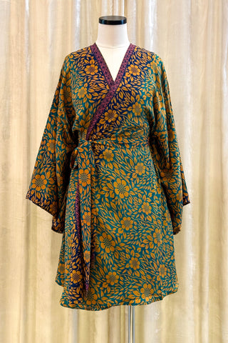 Short Kimono Robe Upcycled ~ Printemps