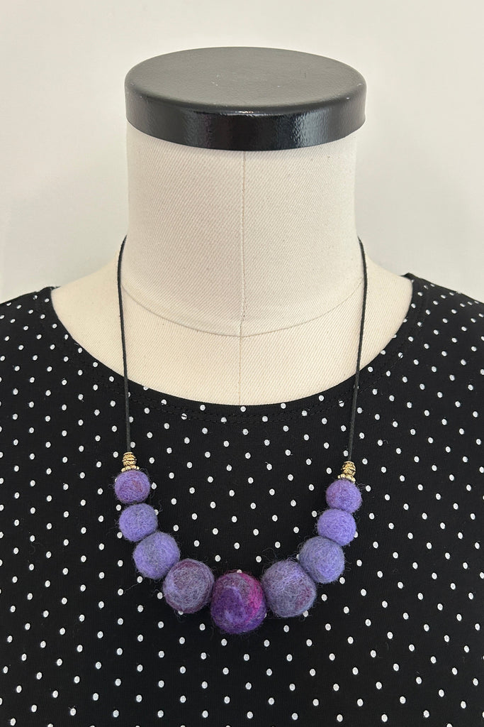 Wool Necklace in Hyacinth