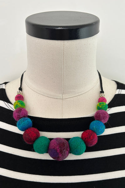 Wool Necklace in Prismatic
