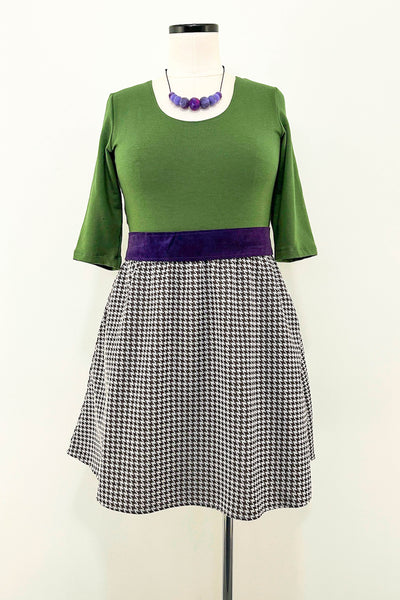 Chestnut Check Dress w/ Pockets LARGE