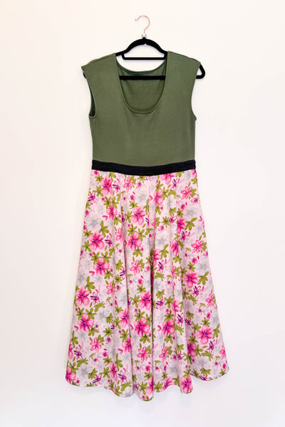 Romina Dress w/ Pockets MEDIUM