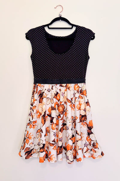 Rainer Dress w/ Pockets SMALL