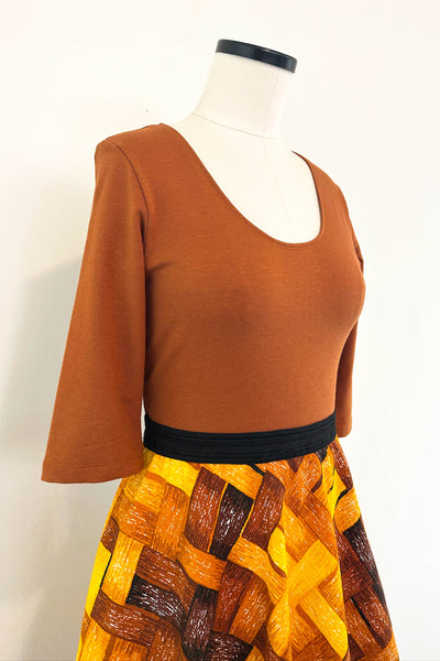 Golden Lattice Dress w/ Pockets MEDIUM