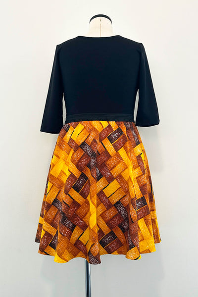 Golden Lattice Dress w/ Pockets LARGE