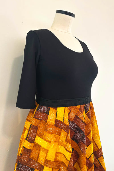Golden Lattice Dress w/ Pockets LARGE
