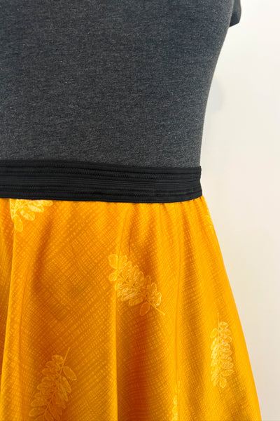 Gold Leaf Dress w/ Pockets MEDIUM