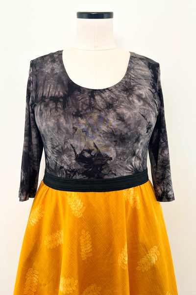 Gold Leaf Dress w/ Pockets XL
