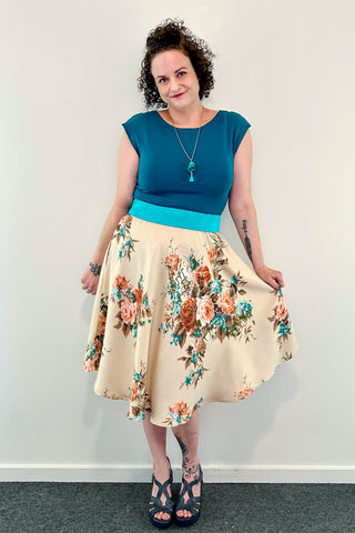 Rosebud Dress w/ Pockets MEDIUM
