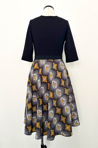 Solar Power Dress w/ Pockets MEDIUM
