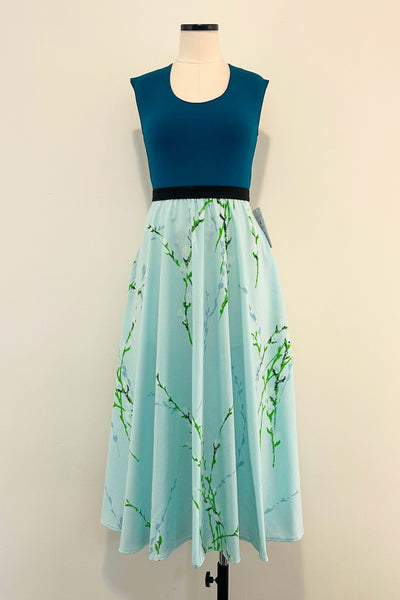 Willow Bloom Dress w/ Pockets MEDIUM