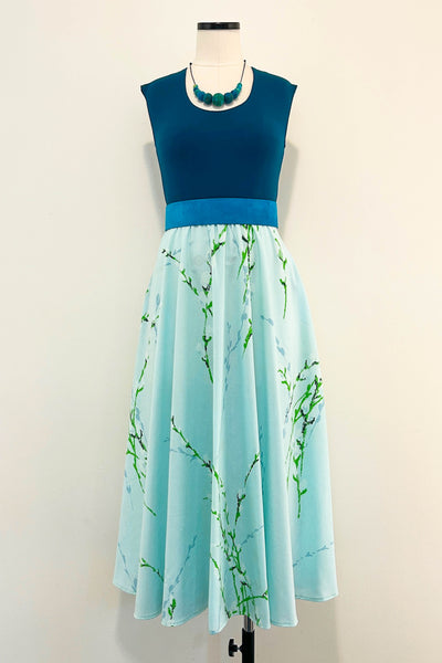 Willow Bloom Dress w/ Pockets MEDIUM