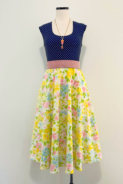 Petal Confetti Dress w/ Pockets MEDIUM