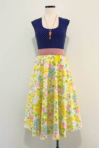 Petal Confetti Dress w/ Pockets MEDIUM