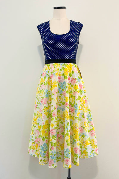 Petal Confetti Dress w/ Pockets MEDIUM
