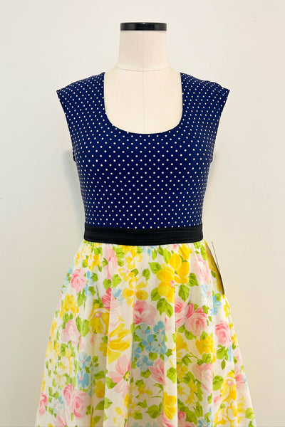 Petal Confetti Dress w/ Pockets MEDIUM