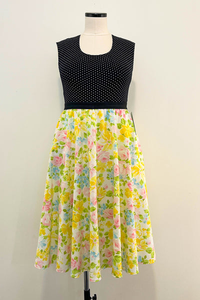 Petal Confetti Dress w/ Pockets LARGE