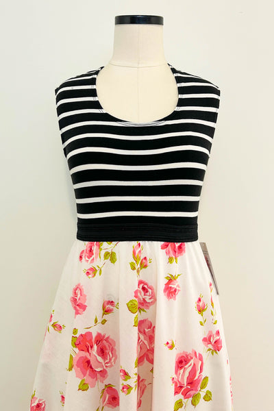 Rosalie Dress w/ Pockets MEDIUM