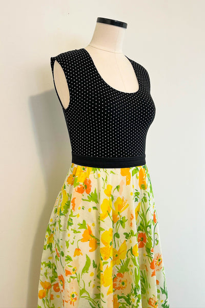 Buttercup Meadow Dress w/ Pockets MEDIUM