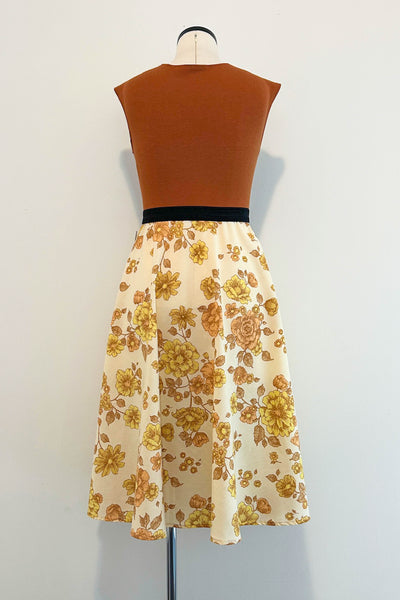 Honey Blossom Dress w/ Pockets MEDIUM