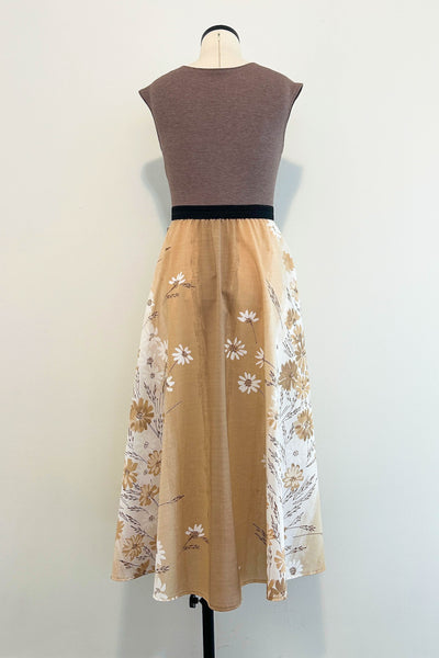 Daisy Chain Dress w/ Pockets MEDIUM