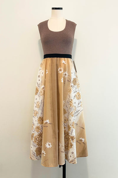 Daisy Chain Dress w/ Pockets MEDIUM