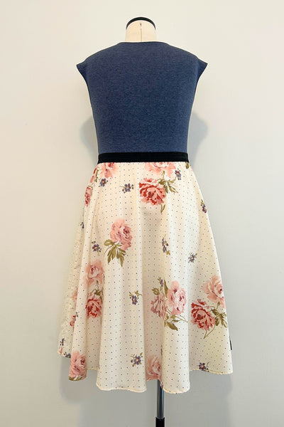 Camellia Dress w/ Pockets LARGE