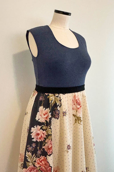 Camellia Dress w/ Pockets LARGE