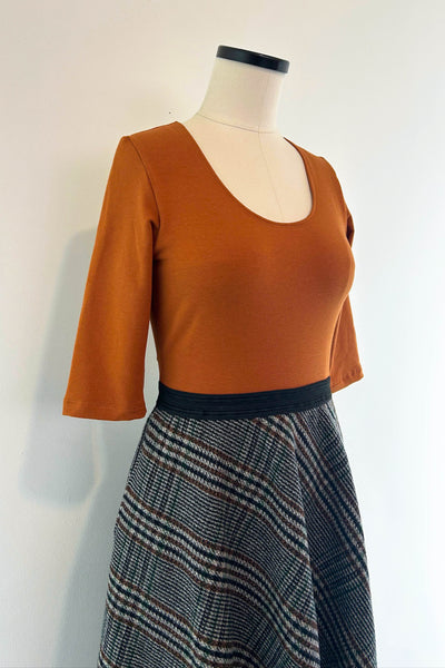 Highland Hearth Dress w/ Pockets MEDIUM