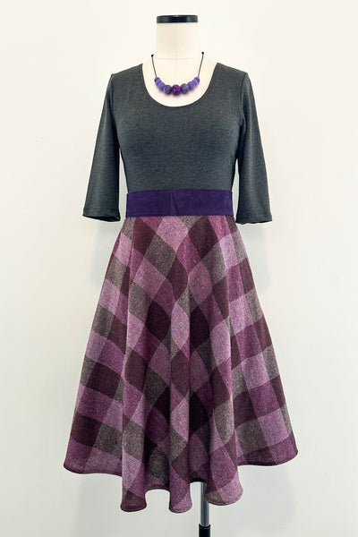 Rose Glen Dress w/ Pockets MEDIUM