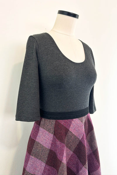 Rose Glen Dress w/ Pockets MEDIUM