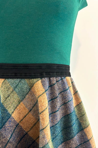 Golden Loch Dress w/ Pockets SMALL