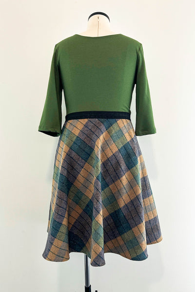 Golden Loch Dress w/ Pockets XL