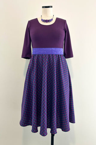 Thistleberry Dress w/ Pockets LARGE