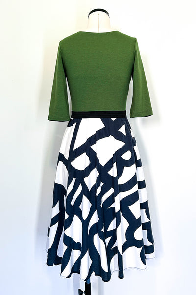 Navigate Green Dress w/ Pockets MEDIUM