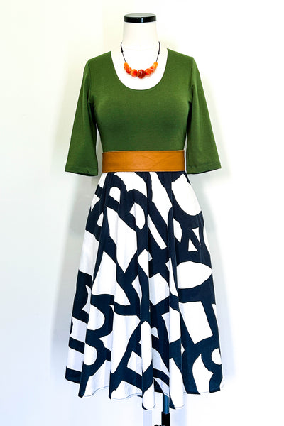 Navigate Green Dress w/ Pockets MEDIUM