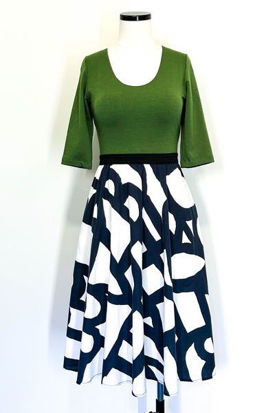 Navigate Green Dress w/ Pockets MEDIUM