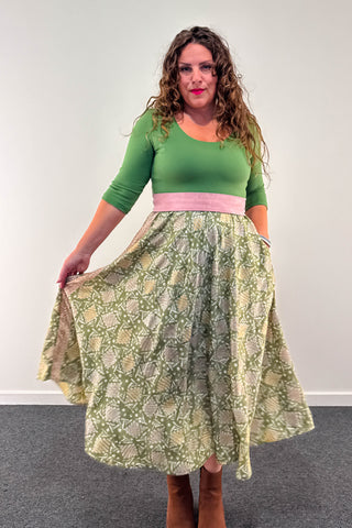 Morning Meadow Dress w/ Pockets MEDIUM
