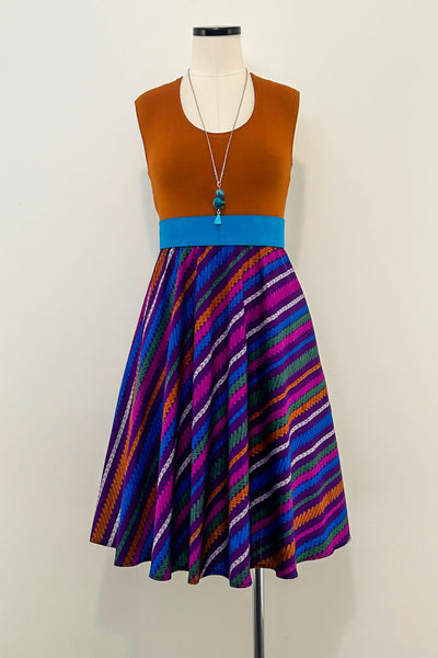 Market Day Reversible Dress with Pockets - Medium