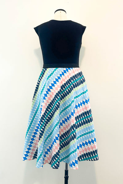 Folk Tale Dress w/ Pockets LARGE
