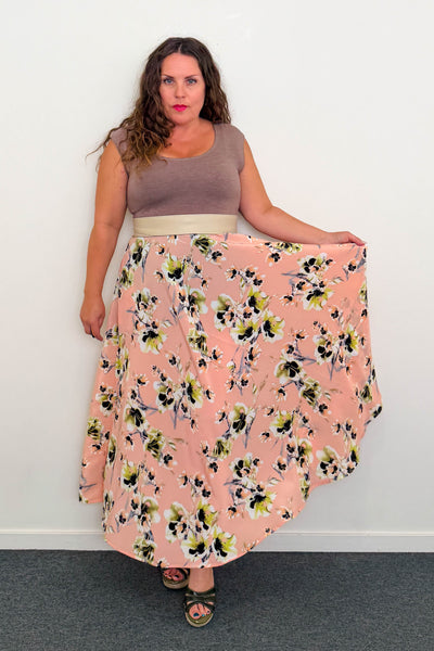 First Kiss Dress w/ Pockets MEDIUM
