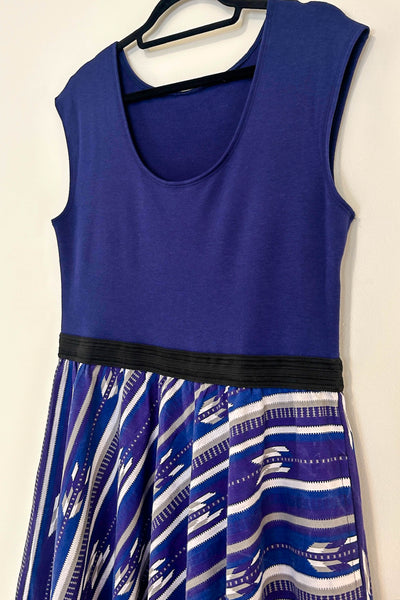 Blue Mesa Reversible Dress with Pockets - Large
