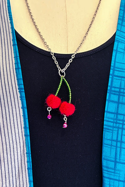 Wool Necklace in Cheery Cherry