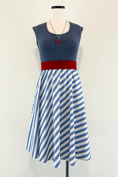 Coastline Dress w/ Pockets MEDIUM