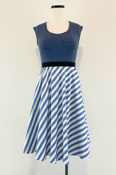 Coastline Dress w/ Pockets MEDIUM