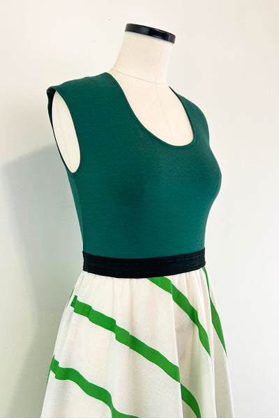 Peppermint Dress w/ Pockets MEDIUM